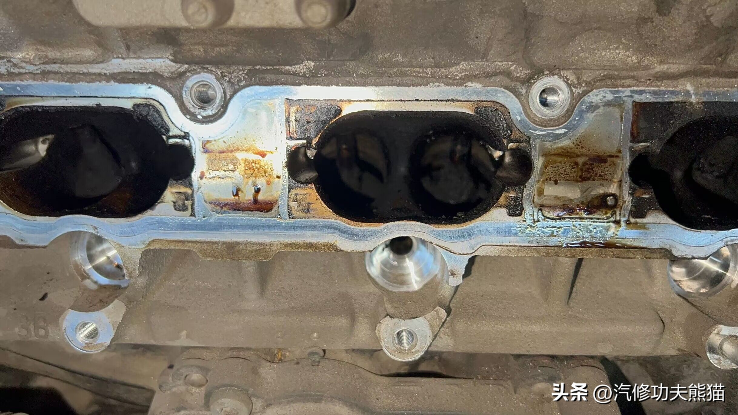 2017款大众迈腾10万公里烧机油,十年的迈腾怎么样后期维修费用