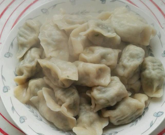 荠菜包饺子简单调馅料的方法,荠菜包饺子怎么做才能保持绿色