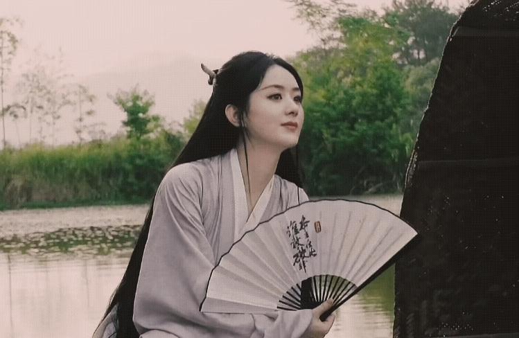 赵丽颖和白鹿同款发型,白鹿赵丽颖长月粉衣换脸造型对比