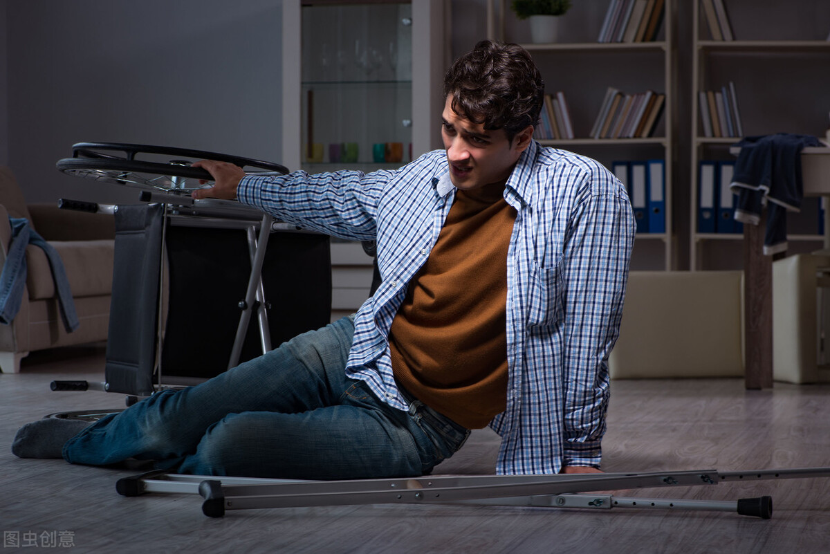 小舅子打了姐夫，当姐夫的又该怎么办？男人，要活得有骨气（4）