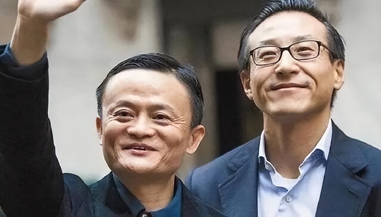 罗汉最后回到家了吗,罗汉回到单家大院