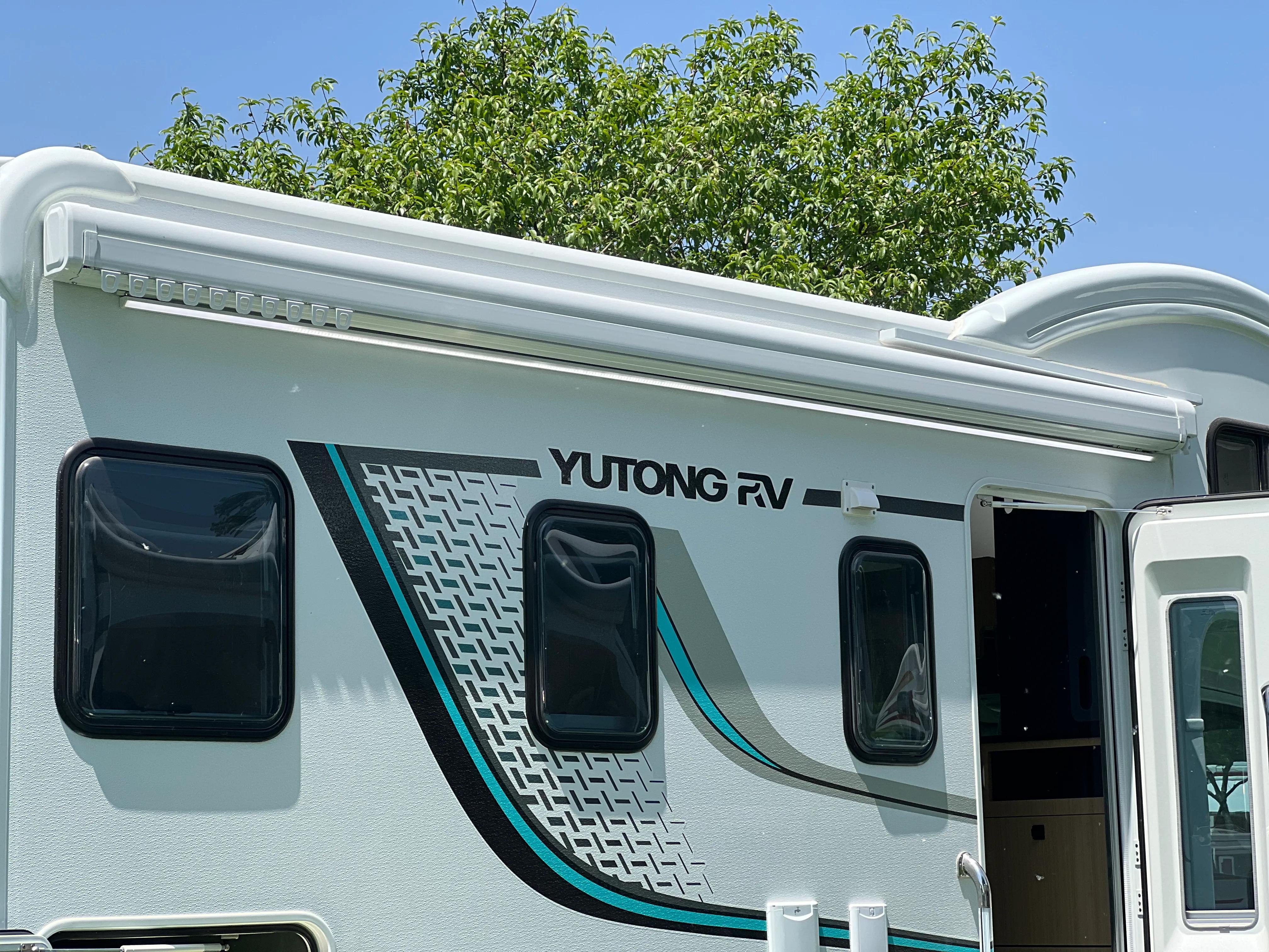 23年宇通c530双拓展价格,宇通c530双拓展房车报价是2023款吗