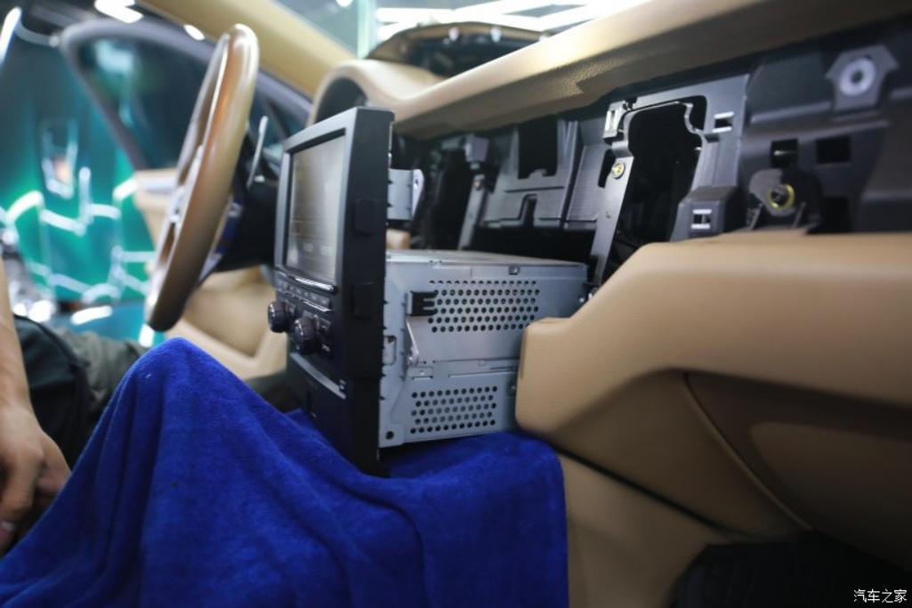 保时捷rwb改装过程 (保时捷carrera改装案例)