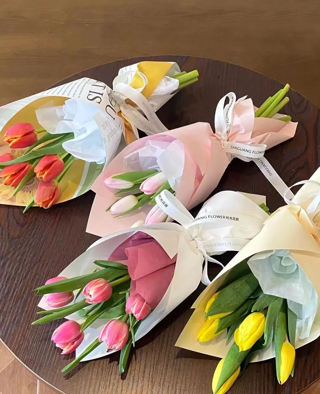 情人节送花送点酒,情人节送花不知道要送什么