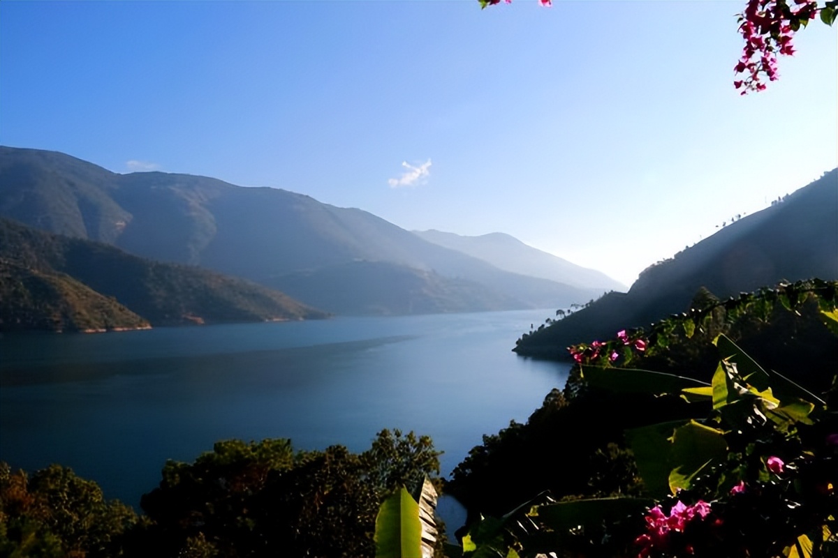 凤庆滇红自然条件,凤庆滇红茶叶之乡简介