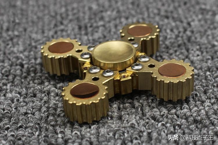 分析硫代水杨酸基电解液的纯铜电化学机械抛光反应及机理研究