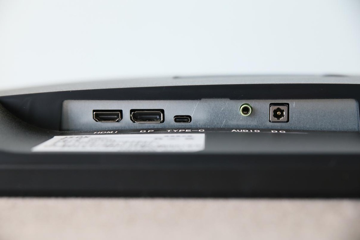 色域100%srgb不闪屏的显示器,不漏光的4kips显示器