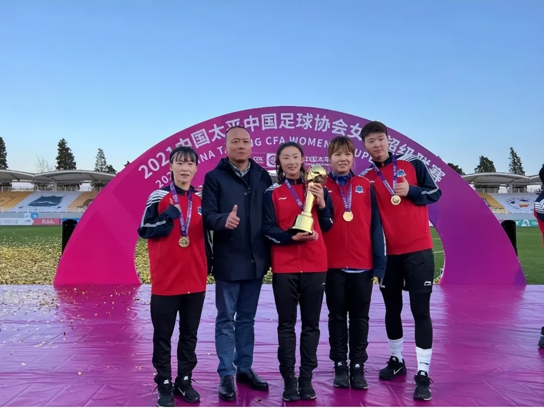 闈掕】涔嬪織灞ヨ返鑷磋繙璇剧▼,闈掕】涔嬪織灞ヨ返鑷磋繙涓婚璁茬