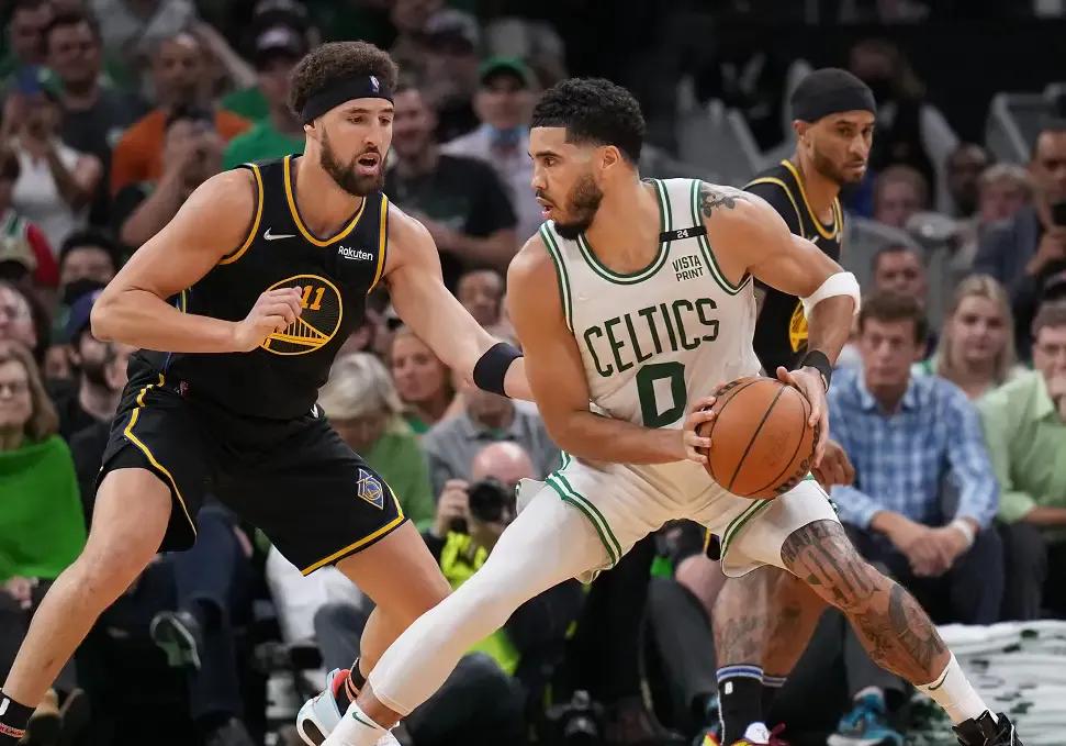 nba总决赛勇士对阵骑士g3,nba勇士队击败骑士赛后采访