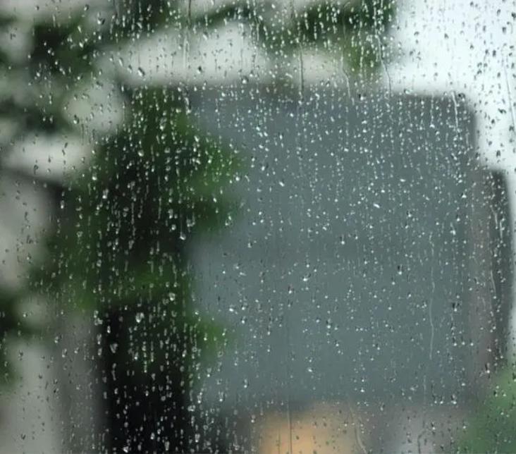 装修楼下天花板开裂谁的责任,楼上装修楼下天花板开裂怎么修补