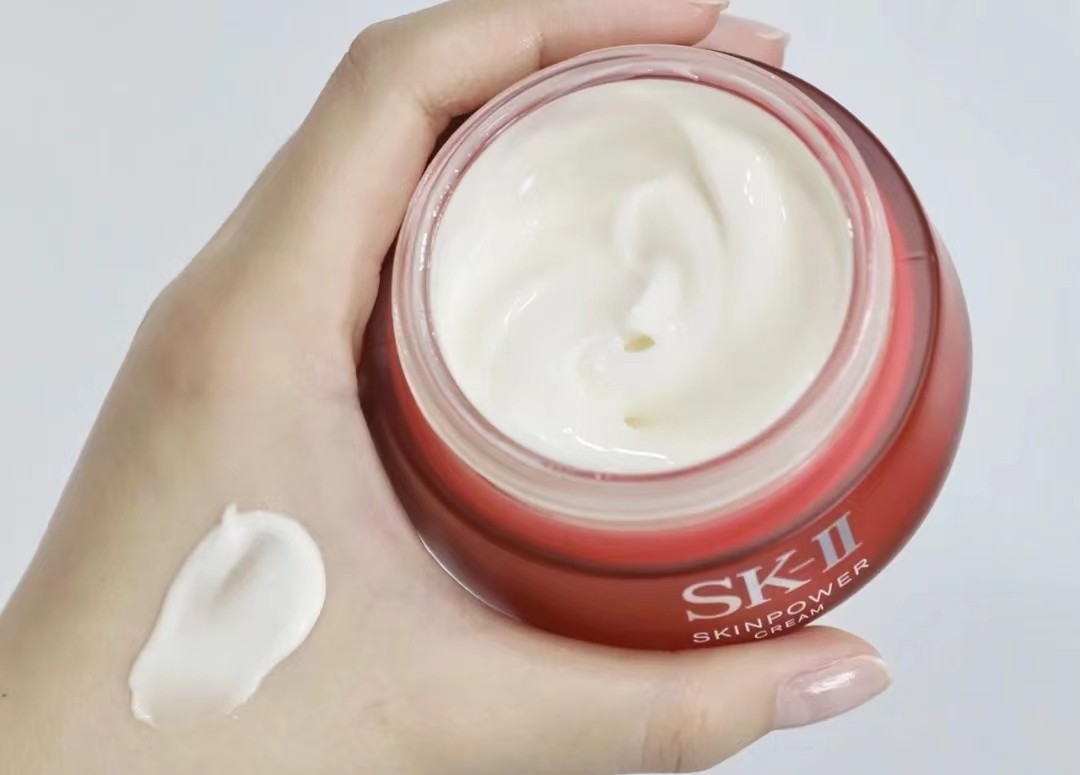 欧诗漫哪款面霜适合30岁以上用,性价比高的面霜推荐30岁干皮