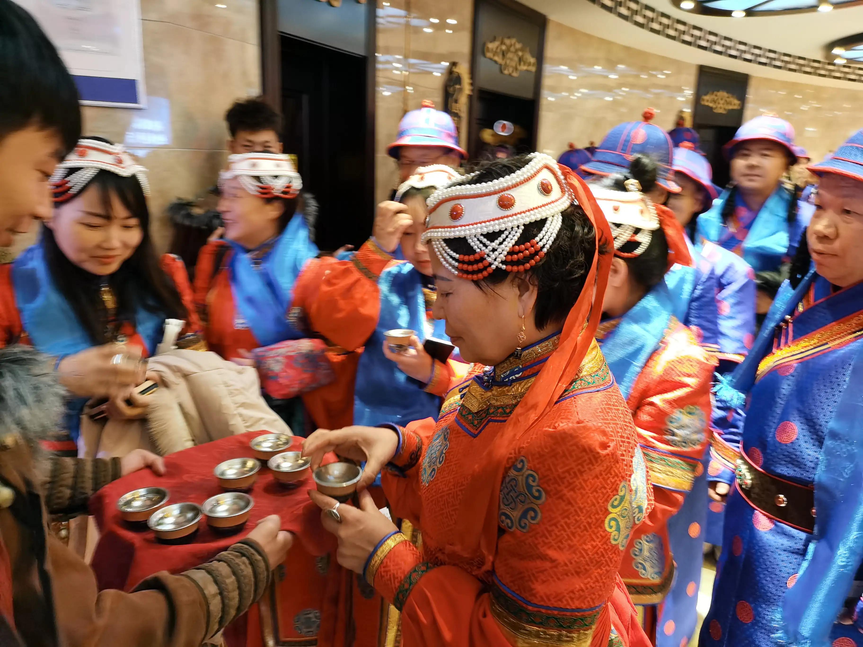 鄂尔多斯市文旅集团与西安重点旅行社深化合作恳谈会隆重召开