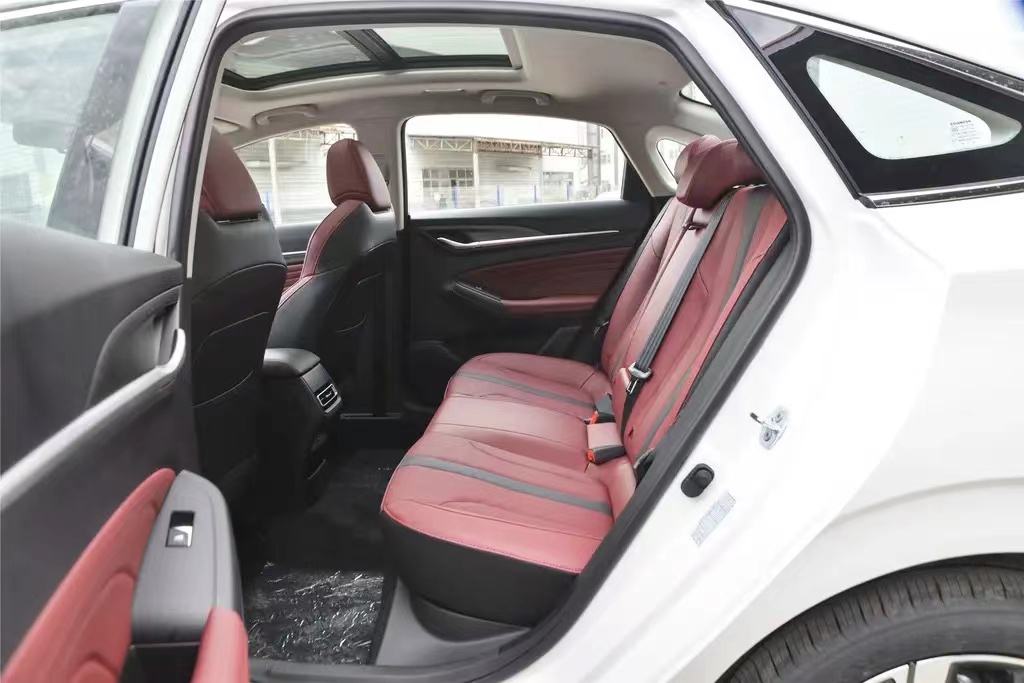 试驾长安逸动plus1.4t蓝鲸,逸动plus1.4t蓝鲸旗舰试驾