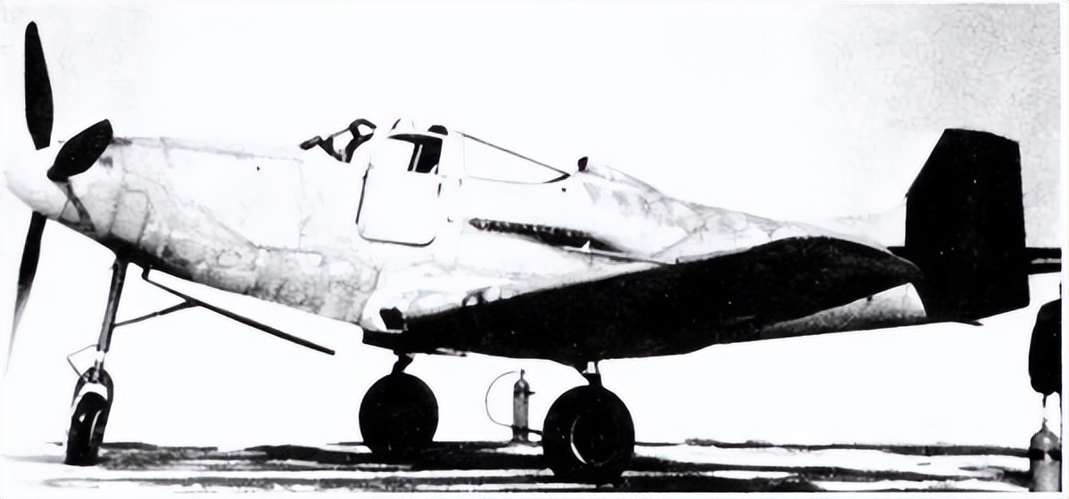 俄罗斯战机眼镜蛇机动,f22战斗机眼镜蛇