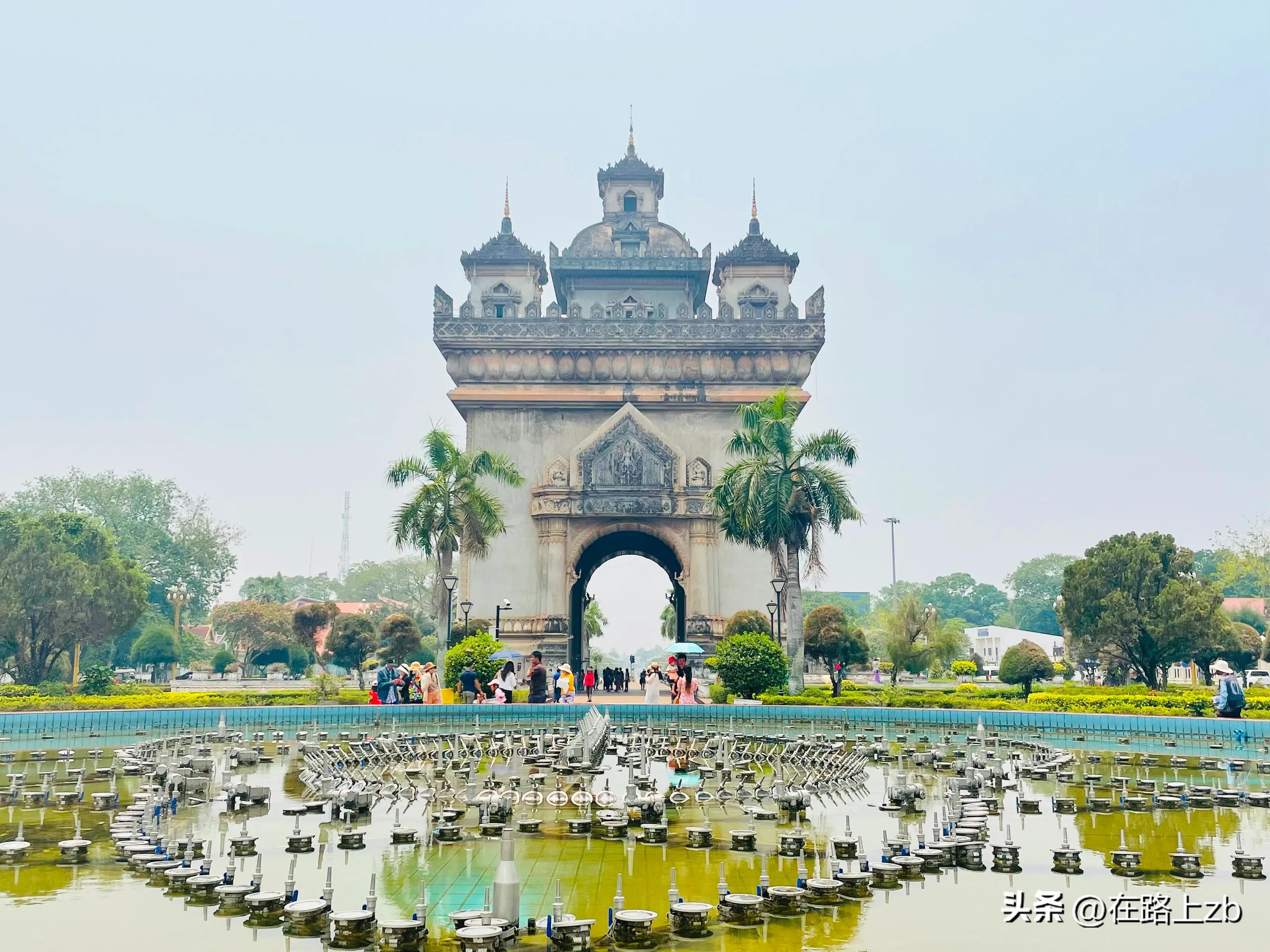 老挝万象塔銮湖,怎么去老挝万象