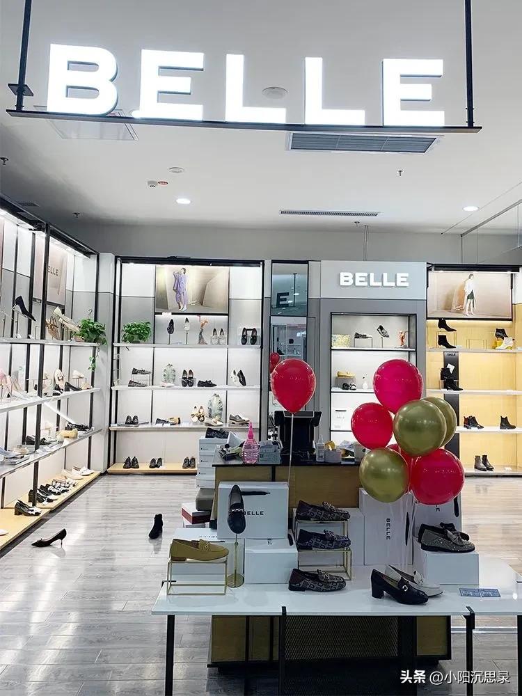 女款小白鞋品牌达芙妮,卓诗尼和达芙妮哪个鞋子好