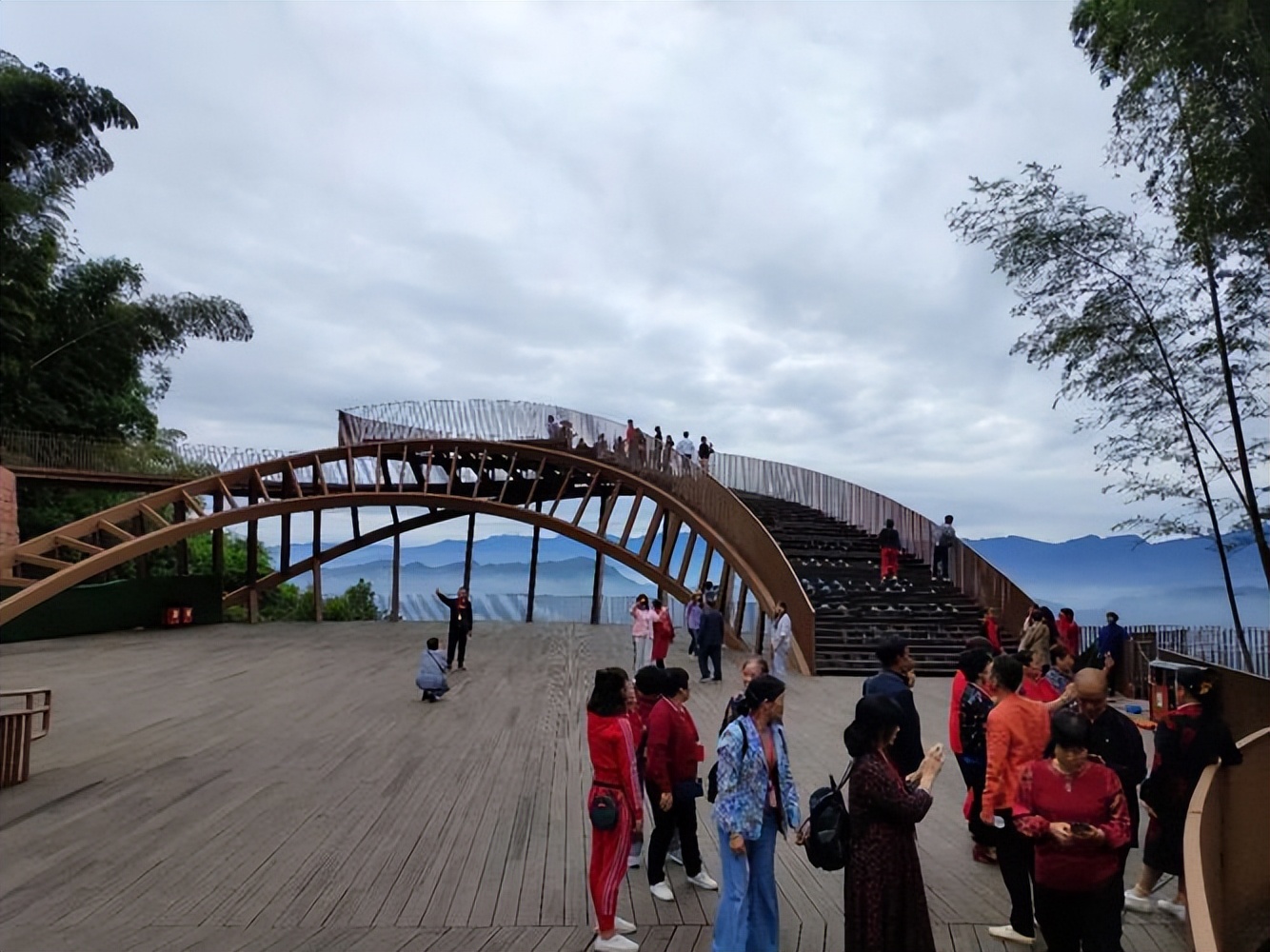 卧虎藏龙竹林拍摄地在蜀南竹海吗,卧虎藏龙取景地蜀南竹海吊威亚