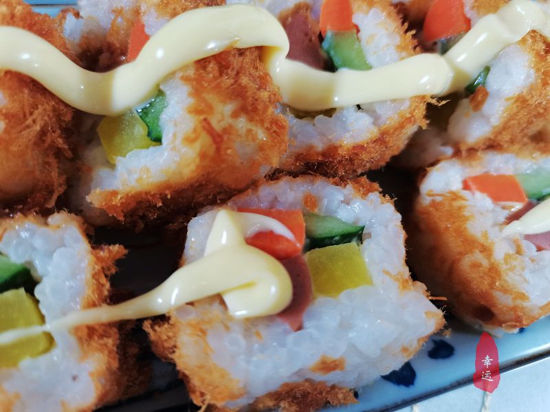 自制寿司的做法和材料有哪些,如何制作寿司不用任何工具