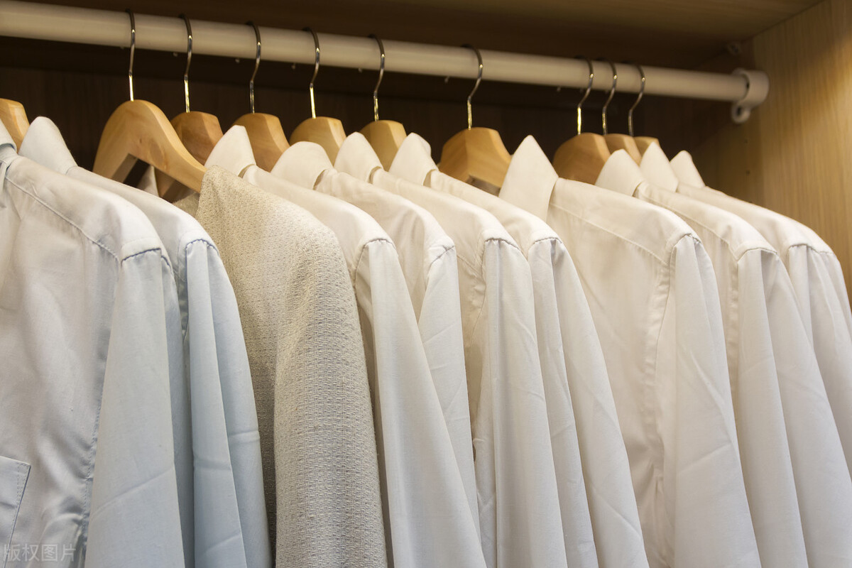 你买的衣服，可能都是假货！吊牌赚钱模式引人深思