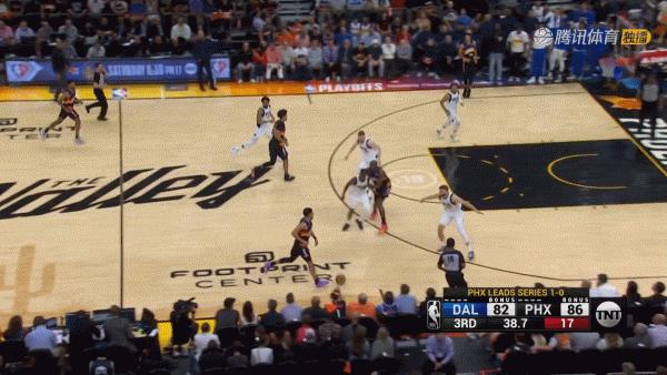 杨毅布克70分,杨毅解说德文布克季后赛集锦