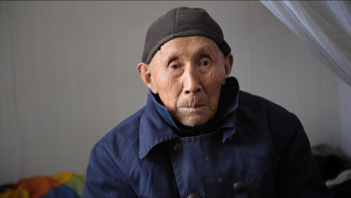 老人卧病在床如何才能康复,老人瘫床上无法自理怎么办