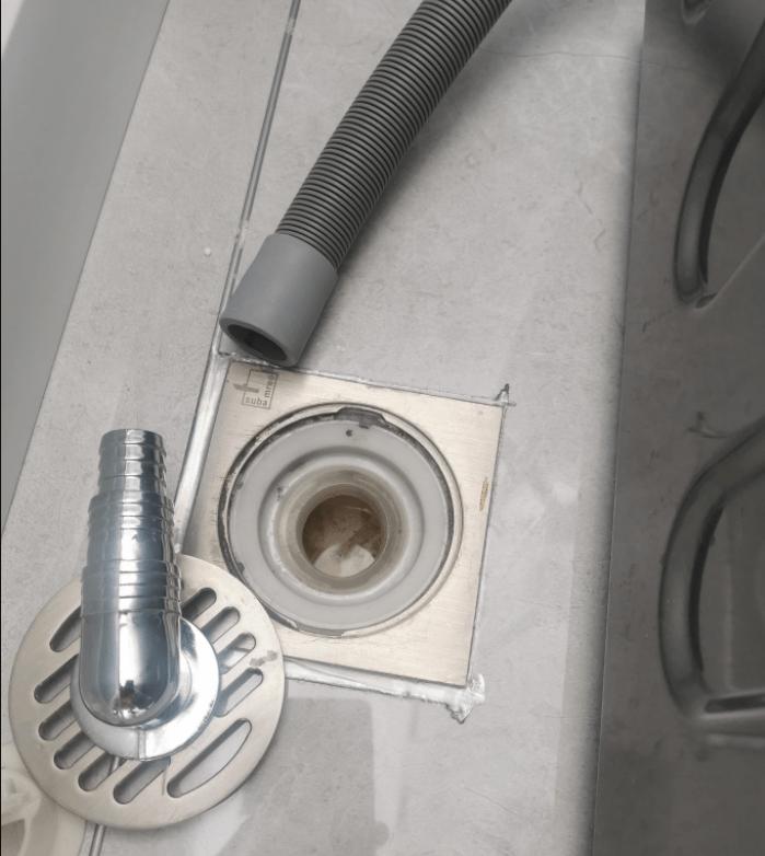 洗衣机放到阳台好还是卫生间好,洗衣机放厨房好还是阳台好