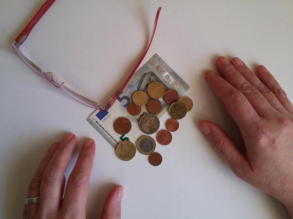 可转债打新最多中多少张,融资融券账户可转债打新