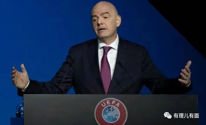 足球为世界发声,为热爱发声开场秀