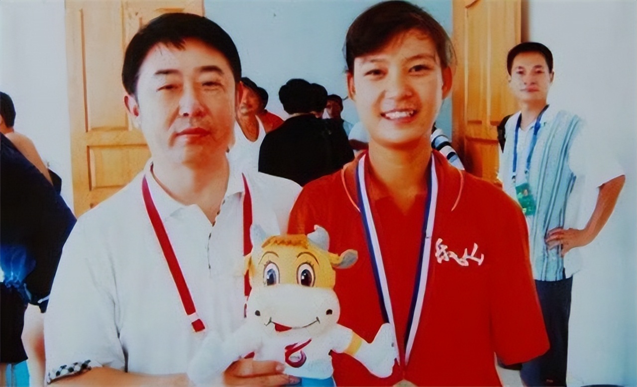 截肢女孩雷庆瑶近况,雷庆瑶触电事件