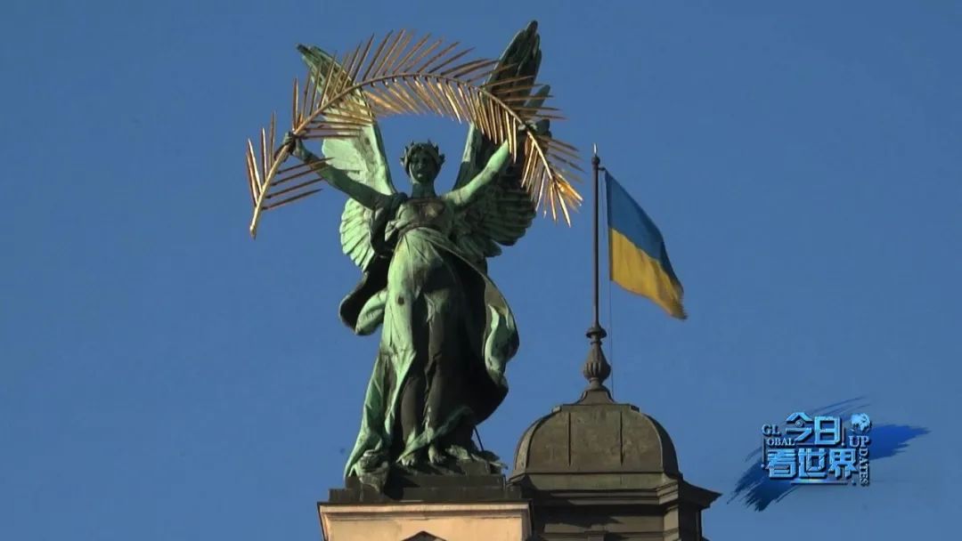 “开战日”直播撤军,听说这次俄乌最激烈的“战场”在中国微博?