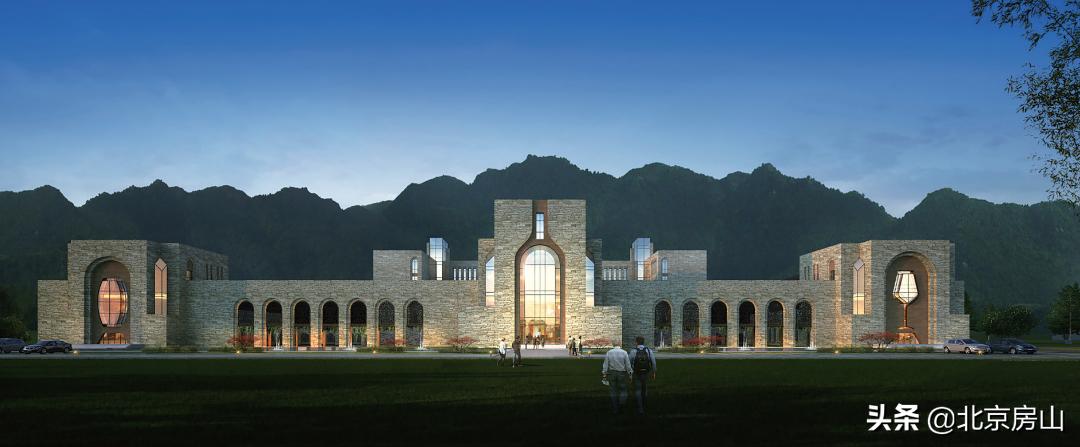 穿梭于各个酒庄参观品酒之旅,夏日房山