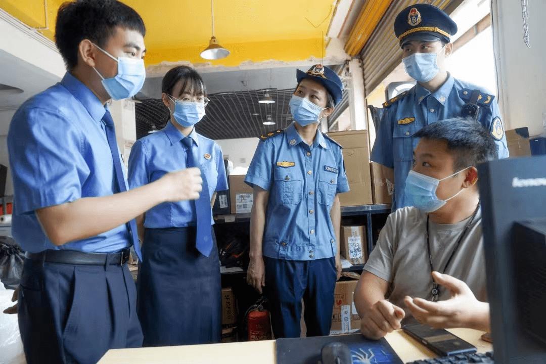 检邮同心守护寄递行业安全,邮政抓实疫情防控筑牢安全屏障