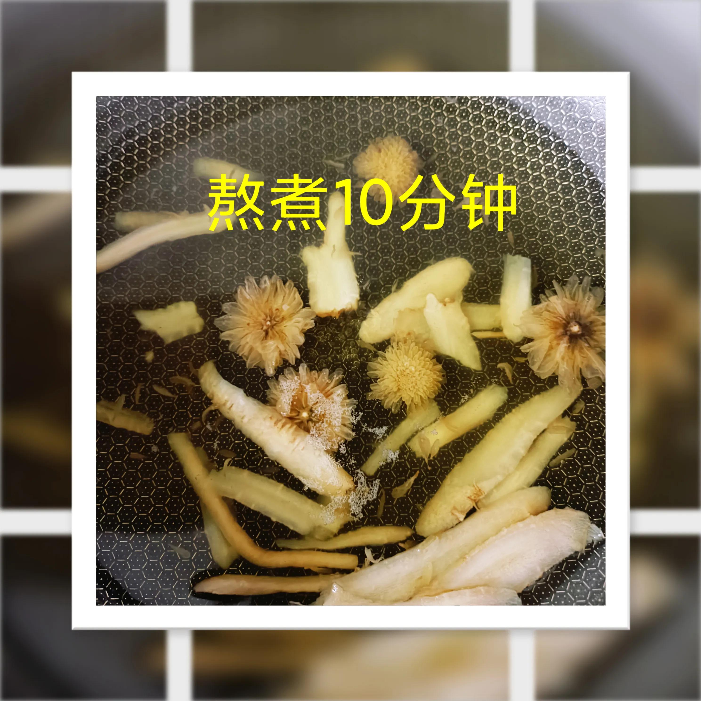 咳嗽可以吃菊花炖雪梨吗,百合川贝蒸雪梨适合支气管肺炎吗