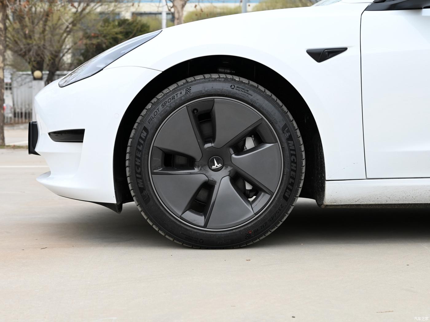 雷神星驰轮胎和静悦轮胎优缺点,雷神星驰轮胎怎么样