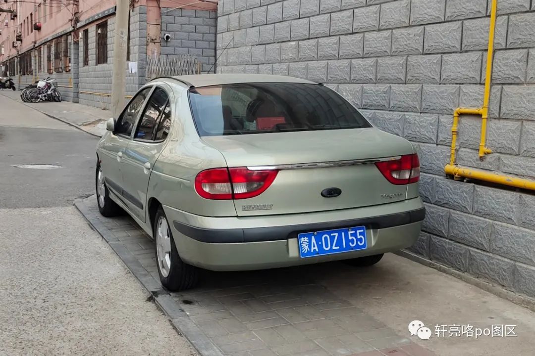 老款雷诺梅甘娜两厢,雷诺梅甘娜家庭版