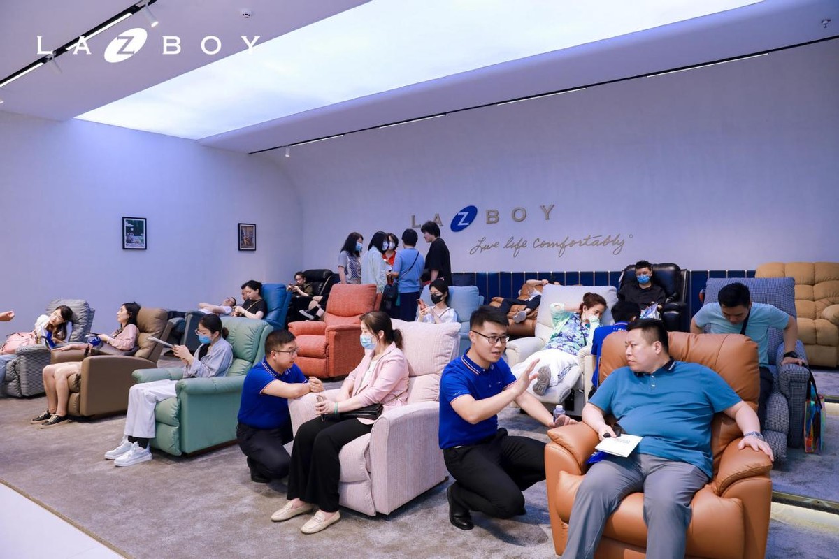 美国沙发品牌lazboy怎么样,lazboy功能沙发和一般沙发的区别