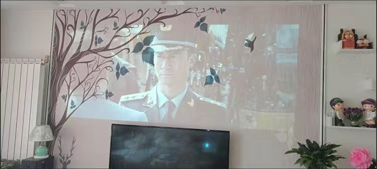 拼多多上的二手投影仪能买吗,拼多多上2300的投影仪好吗