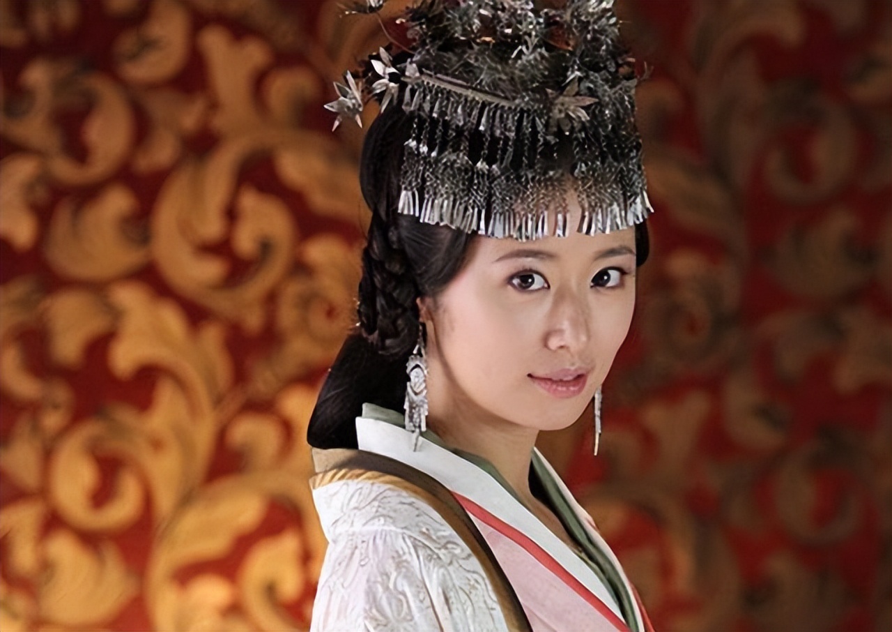 娶妻当得阴丽华全诗,娶妻当得阴丽华意思