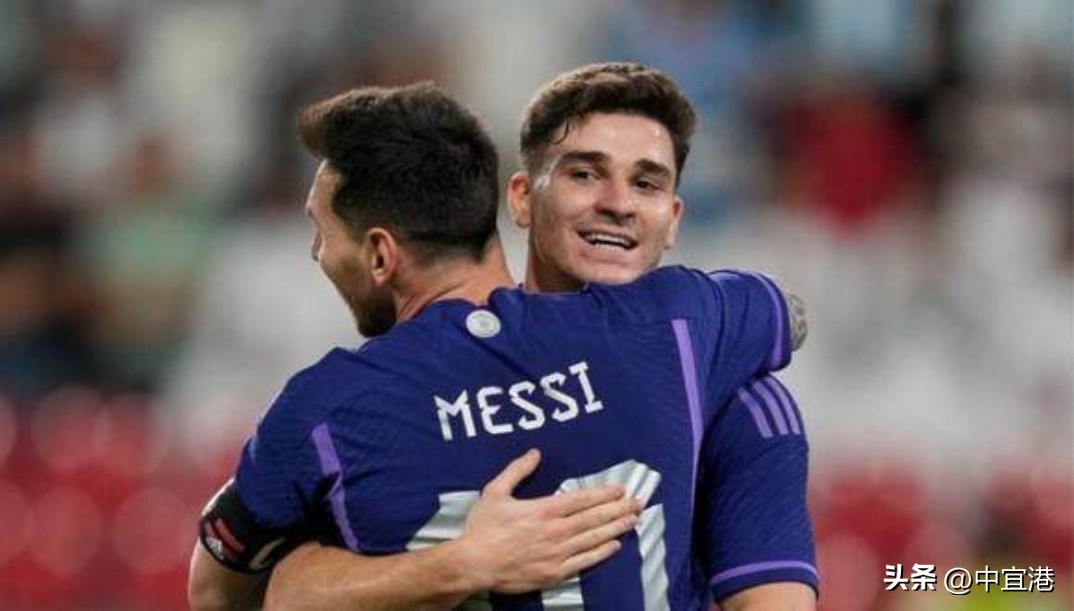 阿根廷对战葡萄牙比赛中梅西进球,世界杯半决赛阿根廷罗梅罗