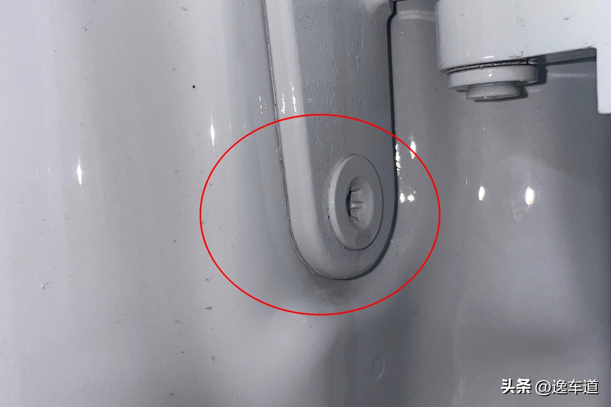 近600万的二手车你见过吗？这台劳斯莱斯库里南是不是你的菜