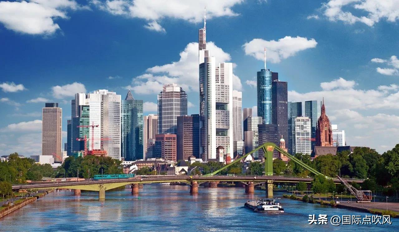 德国战败后为什么崛起这么快,德国战败后为什么又崛起了