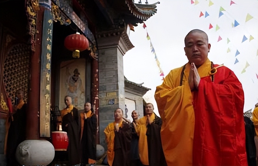 穿袈裟的老板释永信,穿袈裟的大佬