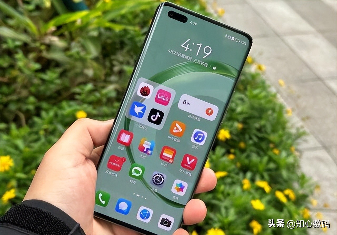 华为“放大招”，Nova11Pro跌至2989元，6000万自拍+鸿蒙