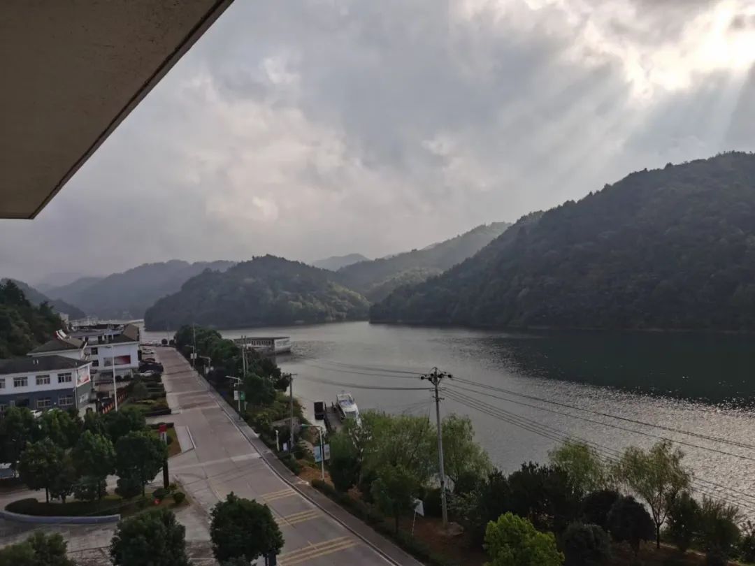 不斋,寻茶记六安瓜片