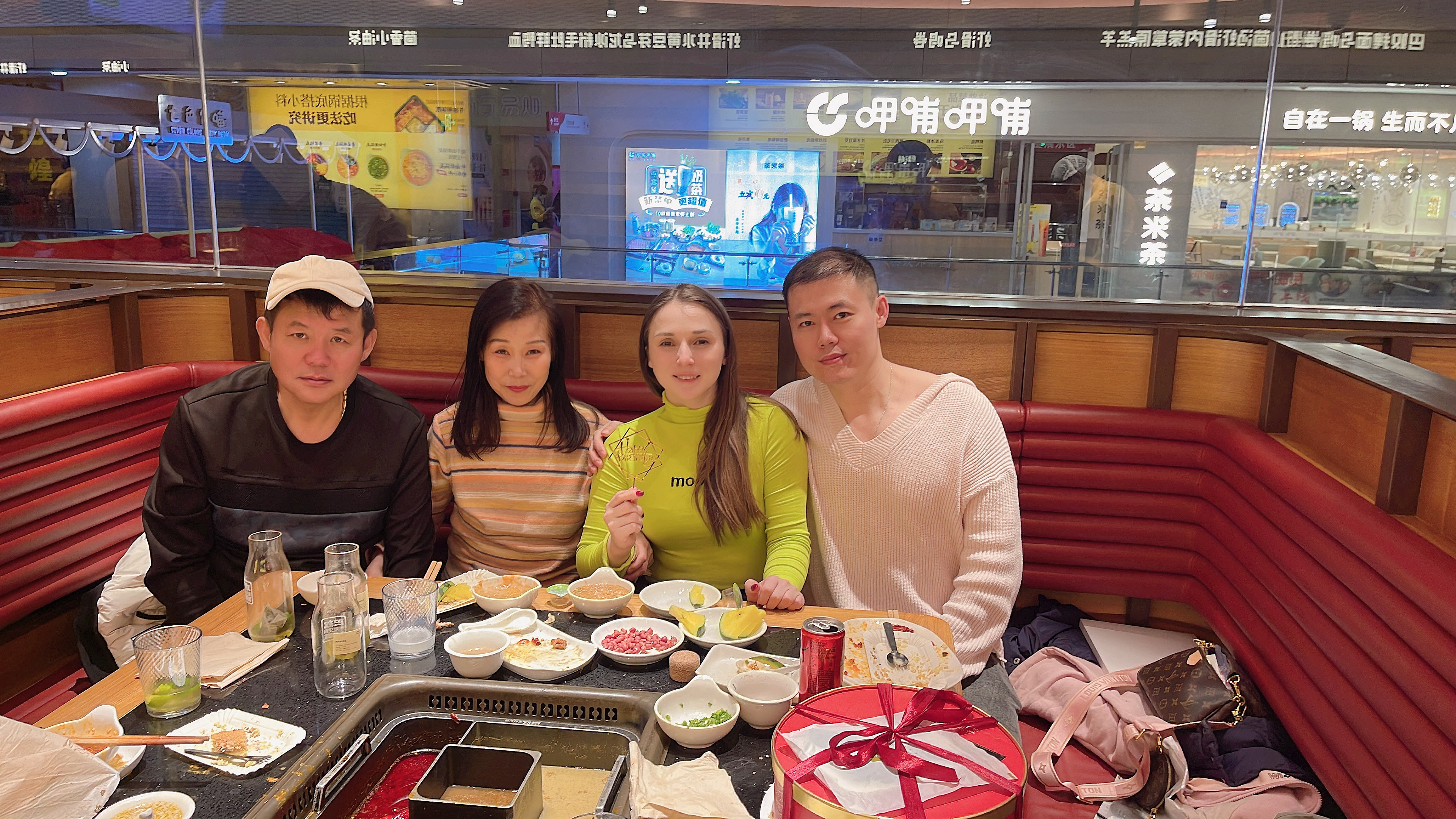 2011年，河南小伙杜霄娶哥伦比亚美女，生混血女儿，如今怎么样了