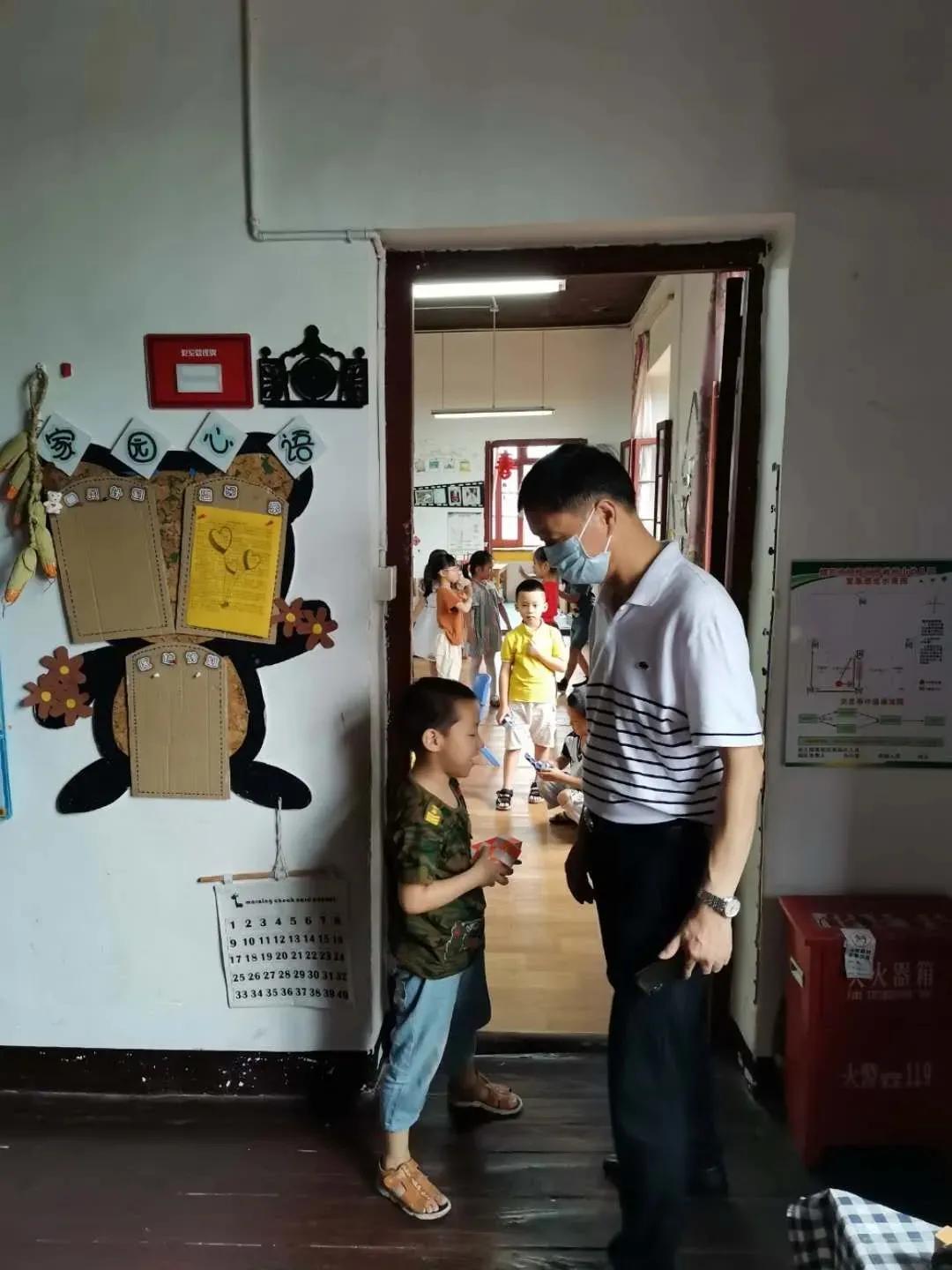 我是父亲放飞的雄鹰,我是父亲