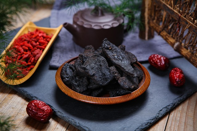 适合农村一年回本的药材,在山里什么药材容易找到又赚钱