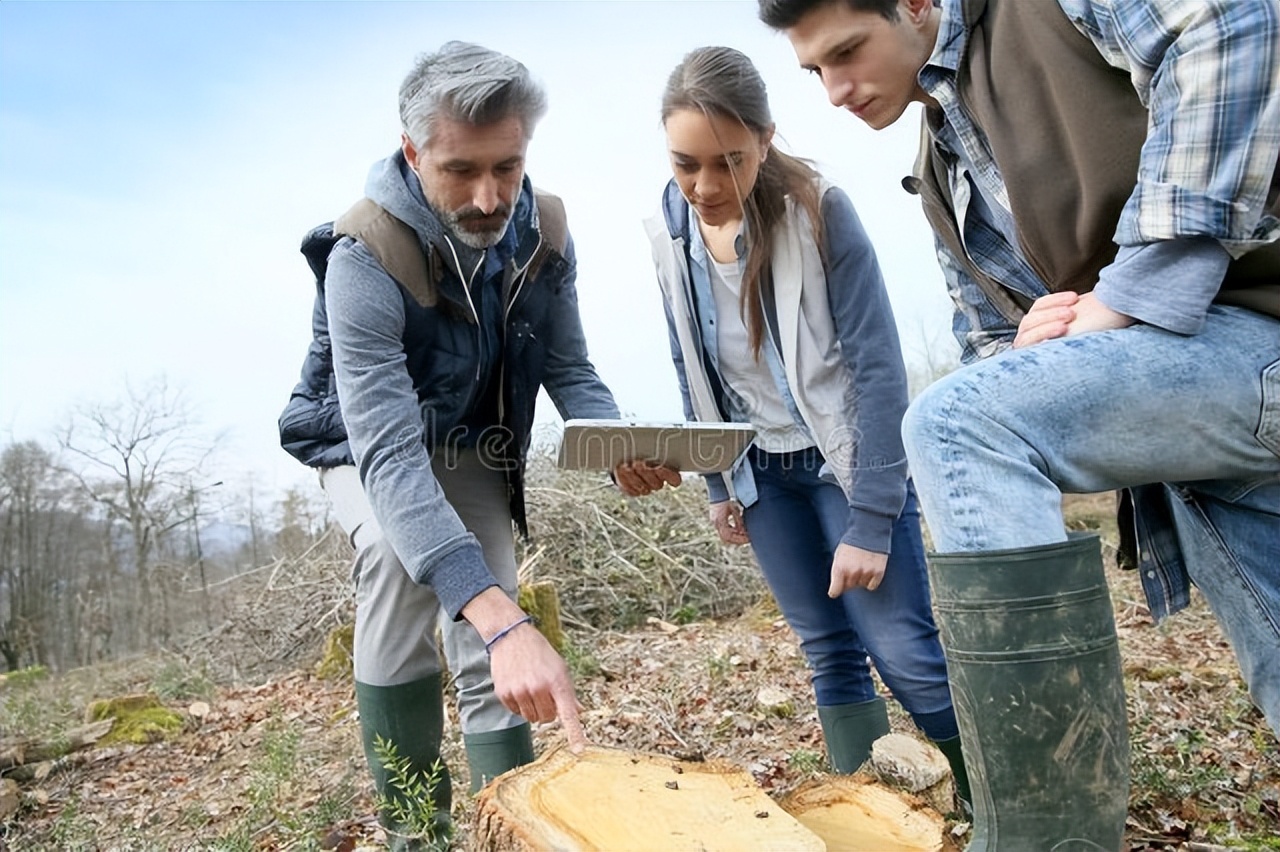 2023未来就业前景最好的十大专业,2023就业率高吃香的专业