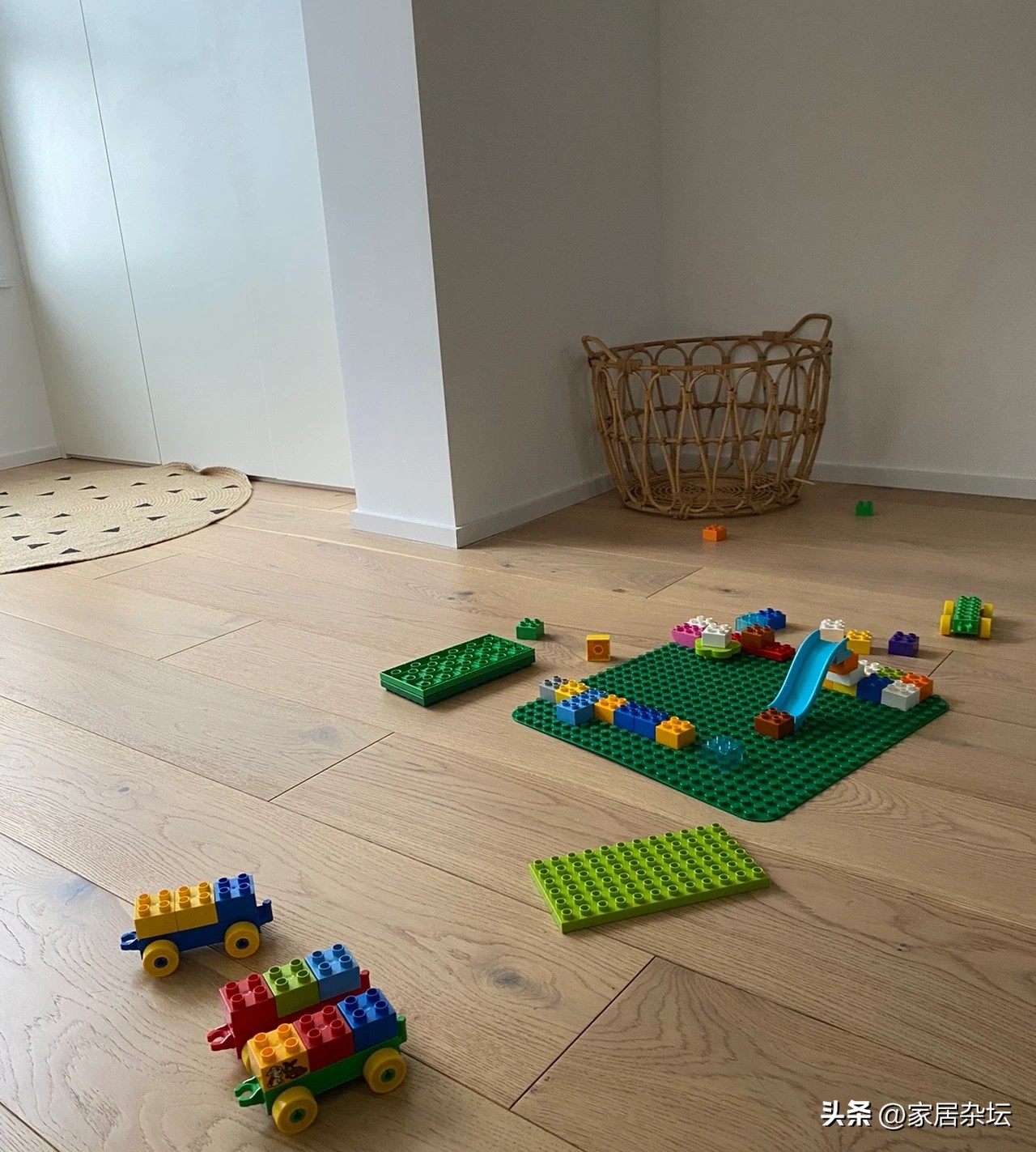 全屋木地板通铺后悔了,厨房间铺了木地板后悔了