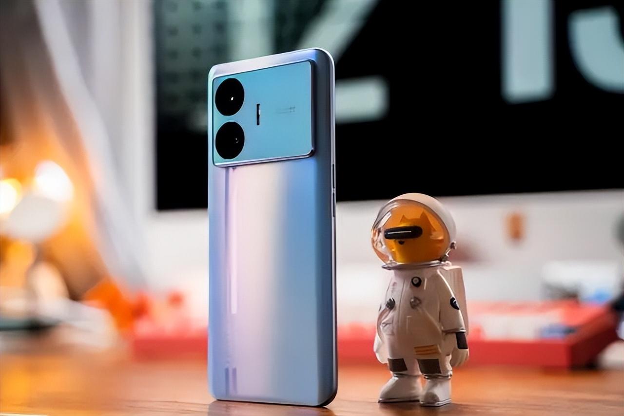 2023年值得买的手机推荐几款,2023年近乎完美的8款手机推荐